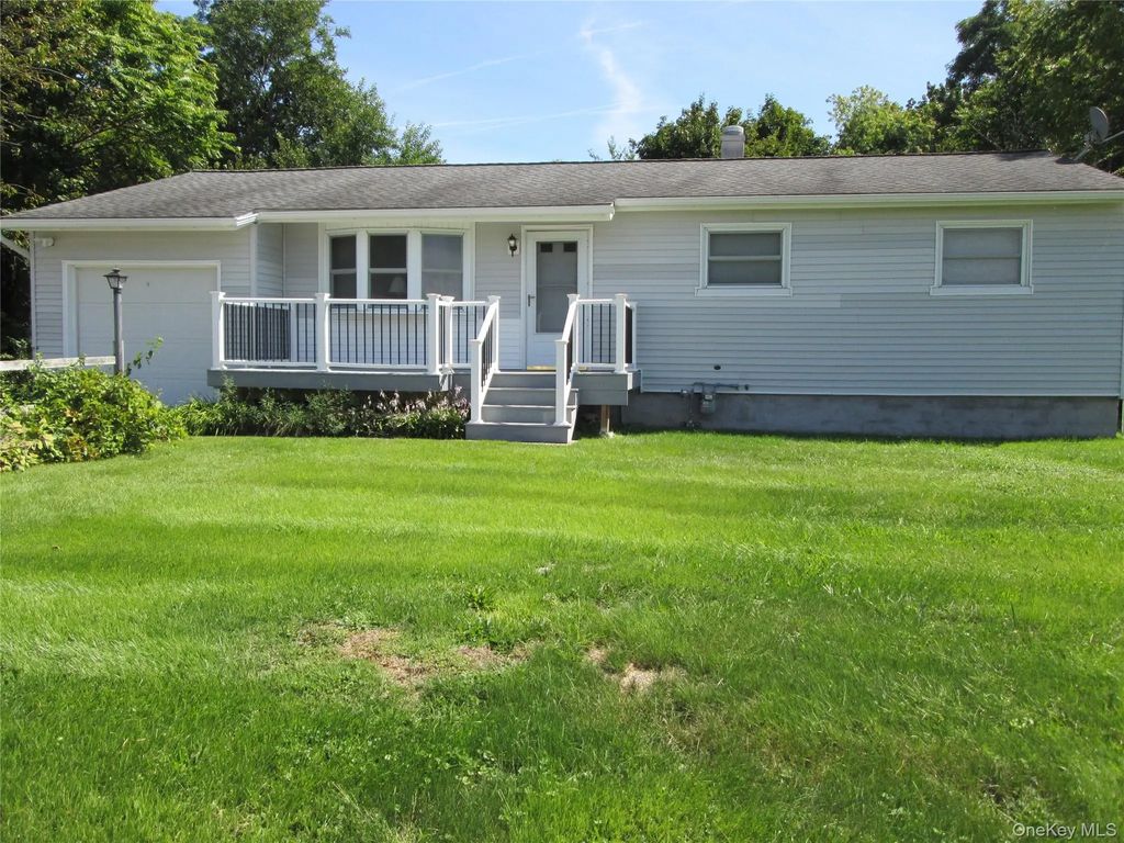4 Barbara Lane, Wappingers Falls