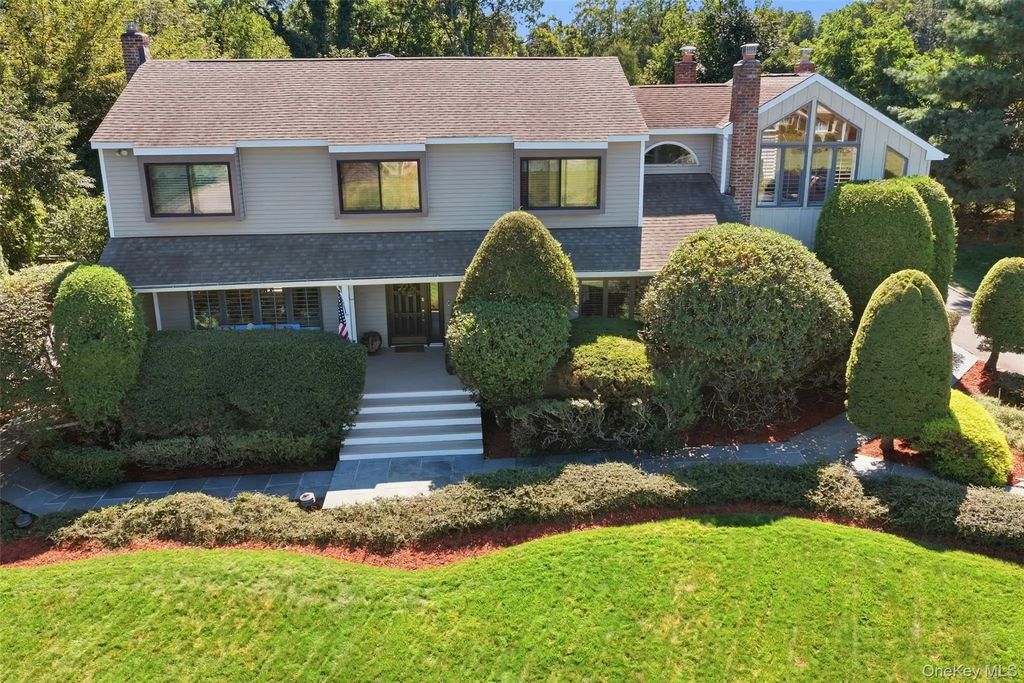 14 Seacliff Lane, Miller Place