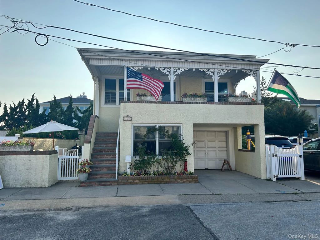 3 Clayton Avenue, East Atlantic Beach