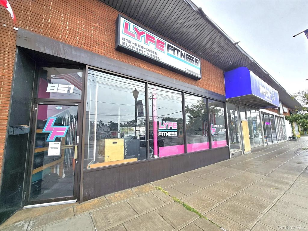 851 Merrick Road # Store B, Baldwin