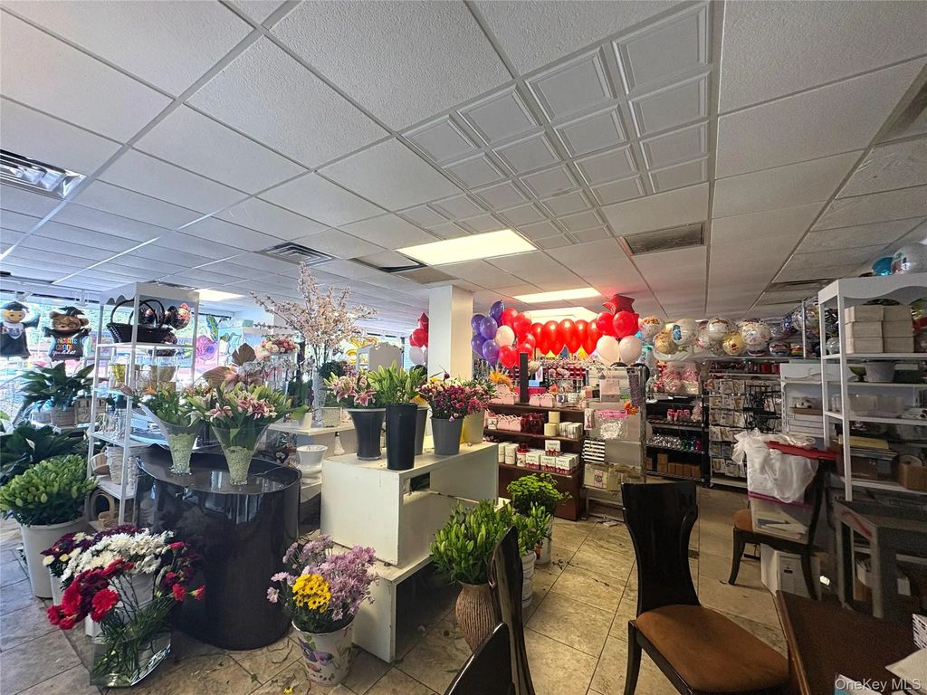 4230 Hicksville Road, Bethpage