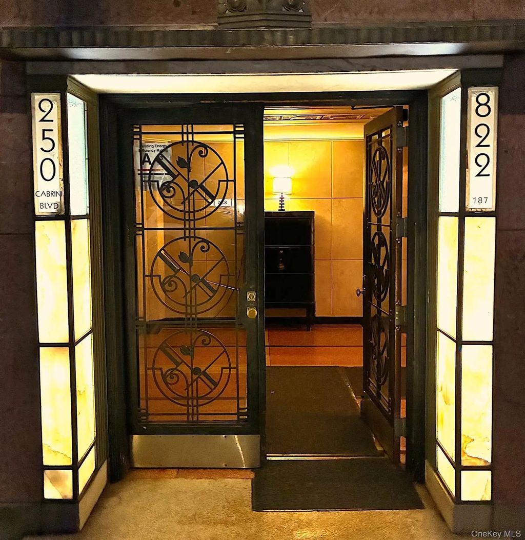 250 Cabrini Boulevard # 4a, New York (Manhattan)