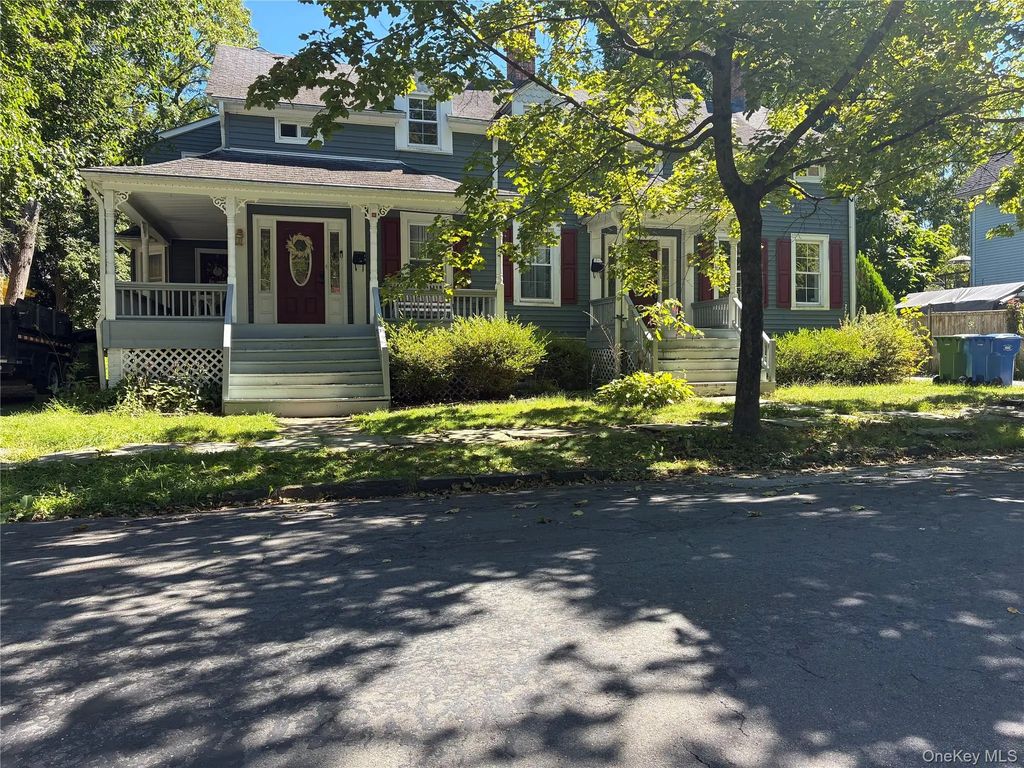 15 Phillips Place, Goshen