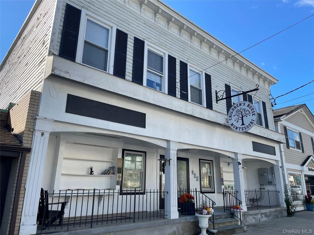 265 Main Street, Cornwall