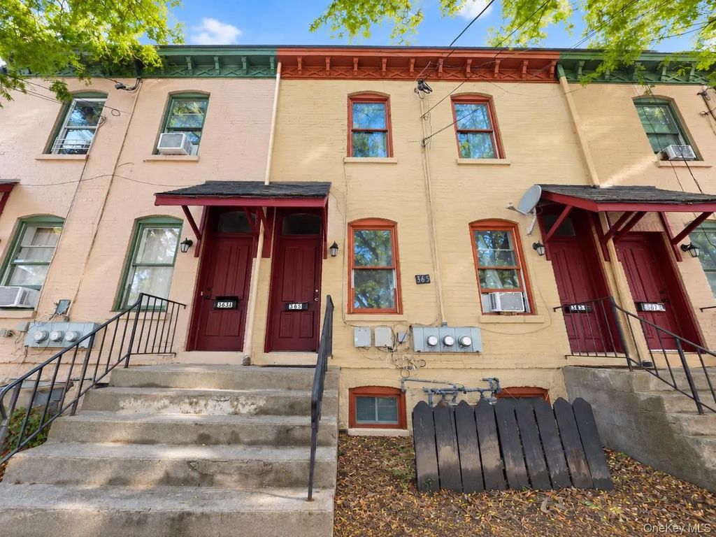 365 Liberty Street, Newburgh