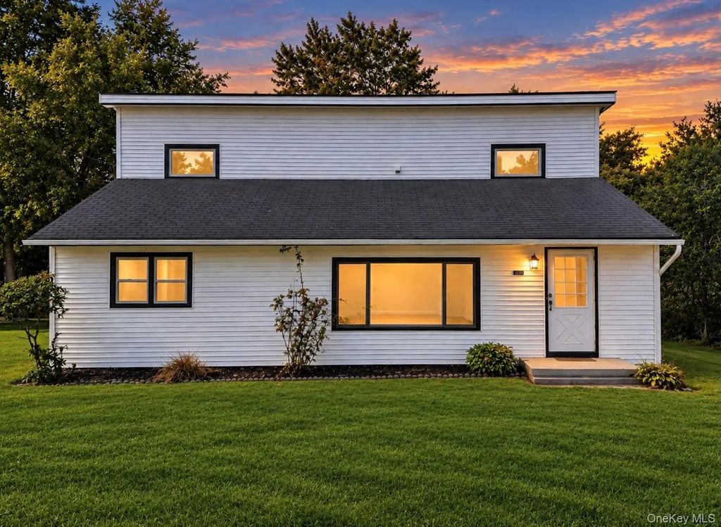 512 Bloomingburg Road, Middletown