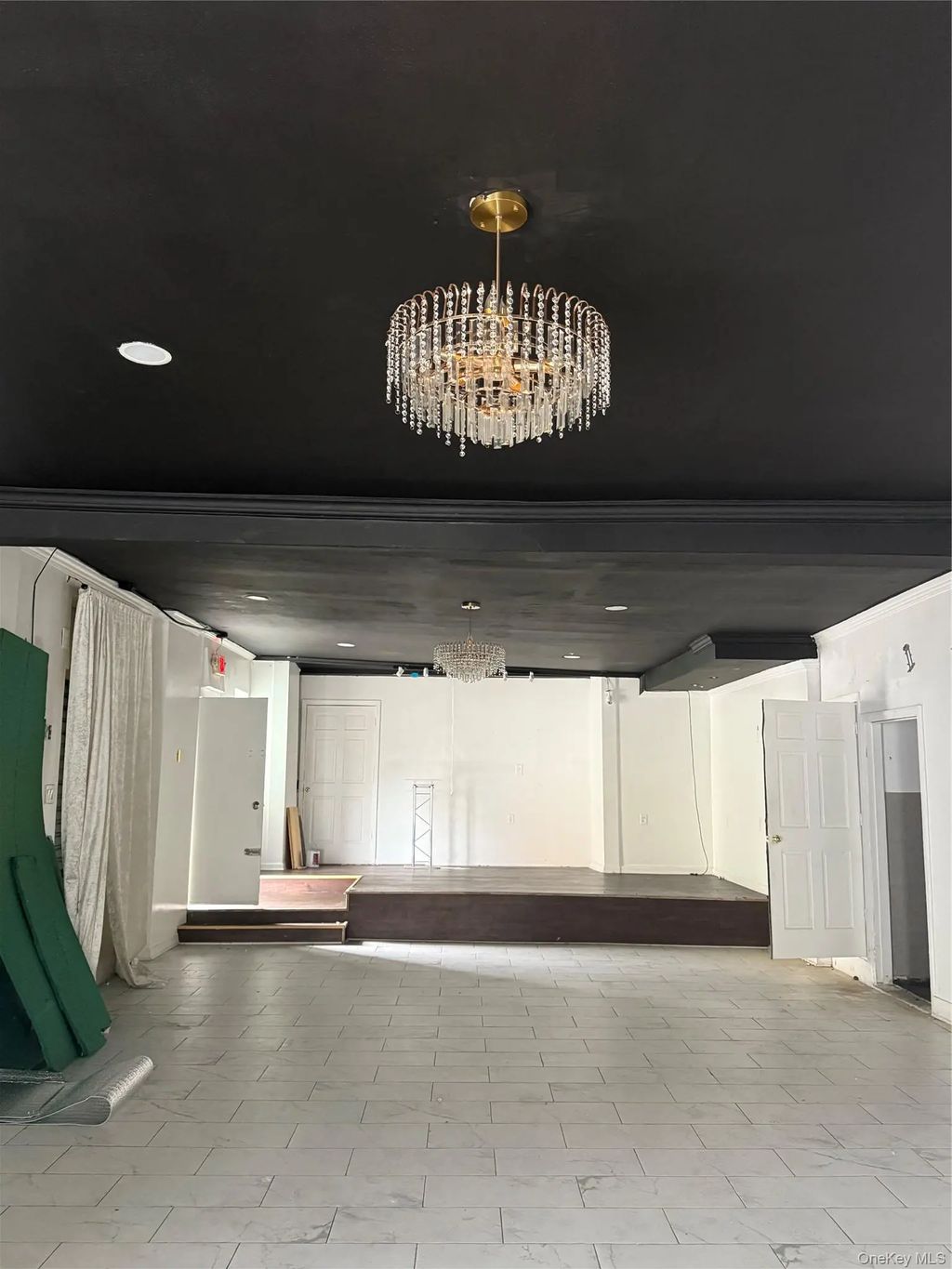 10101 101st Avenue, Ozone Park