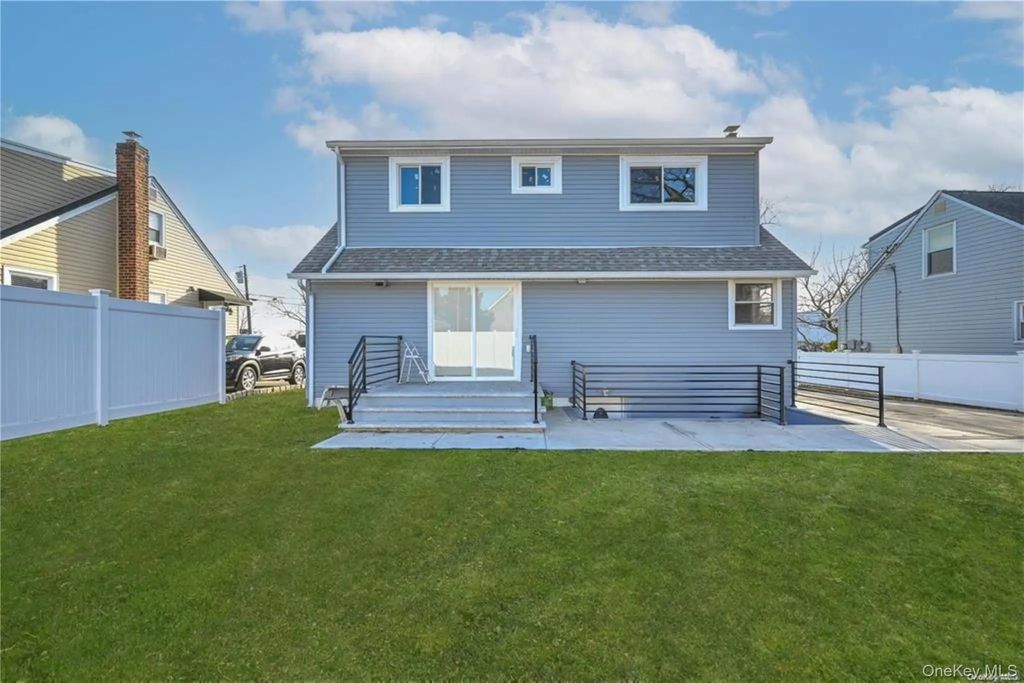 253 Meyer Avenue, Valley Stream