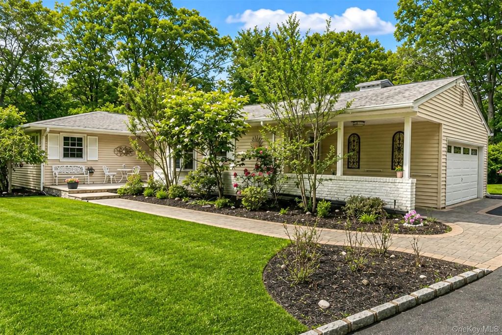 15 Cliff Road, Port Jefferson
