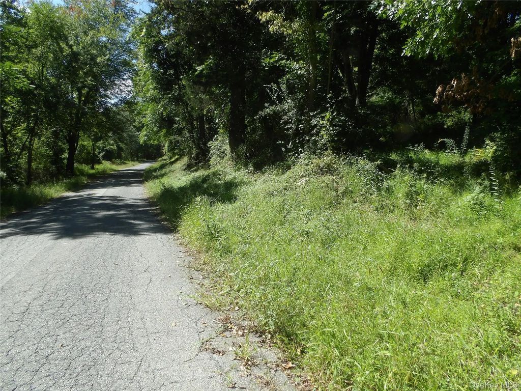 24 Hill Lane, Hopewell Junction