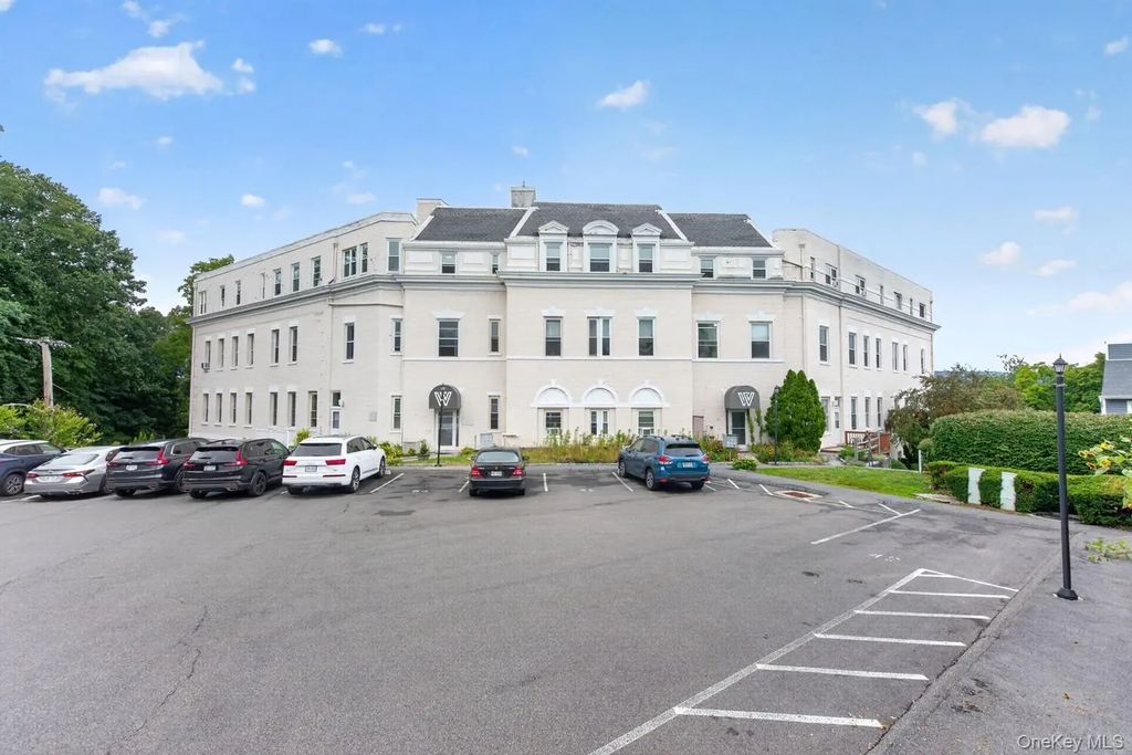 3 Waterview Estate, Peekskill
