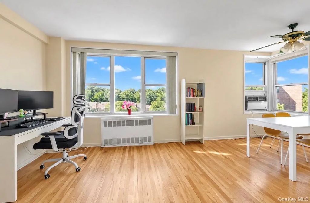18-50 211th Street # 6b, Bayside