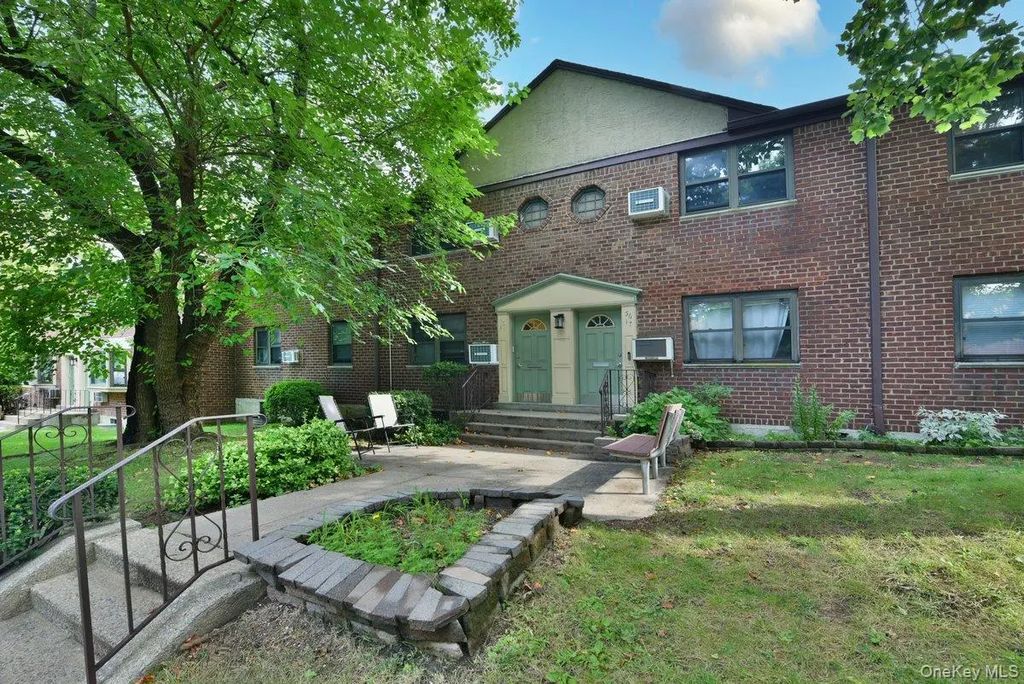 56-15 244 Street # Upper, Douglaston