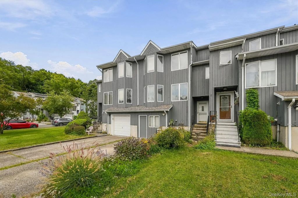3 Moriah Lane, Middletown