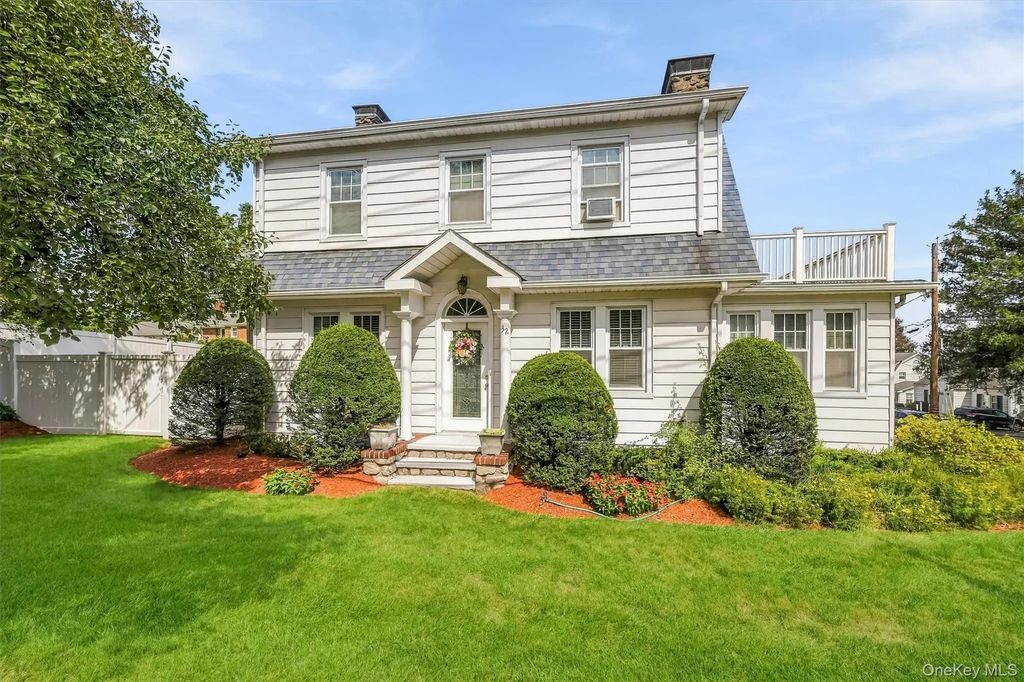 32 Ramapo Road, Garnerville