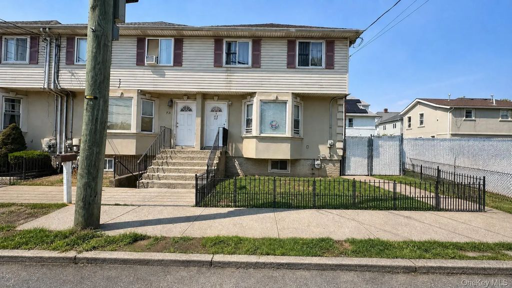 71 Arlington Place, Staten Island