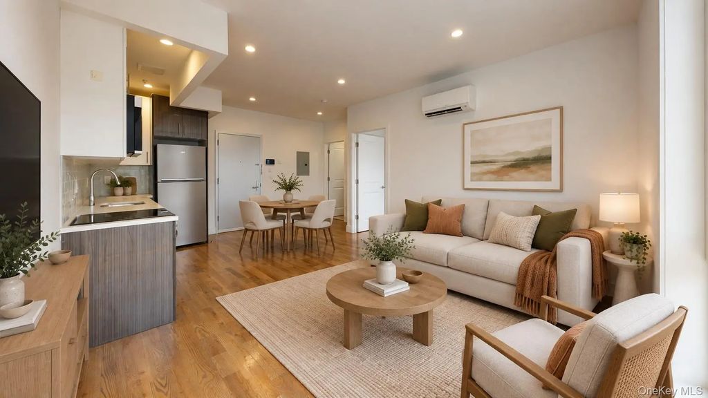 138-28 Queens Boulevard # 2c, Briarwood