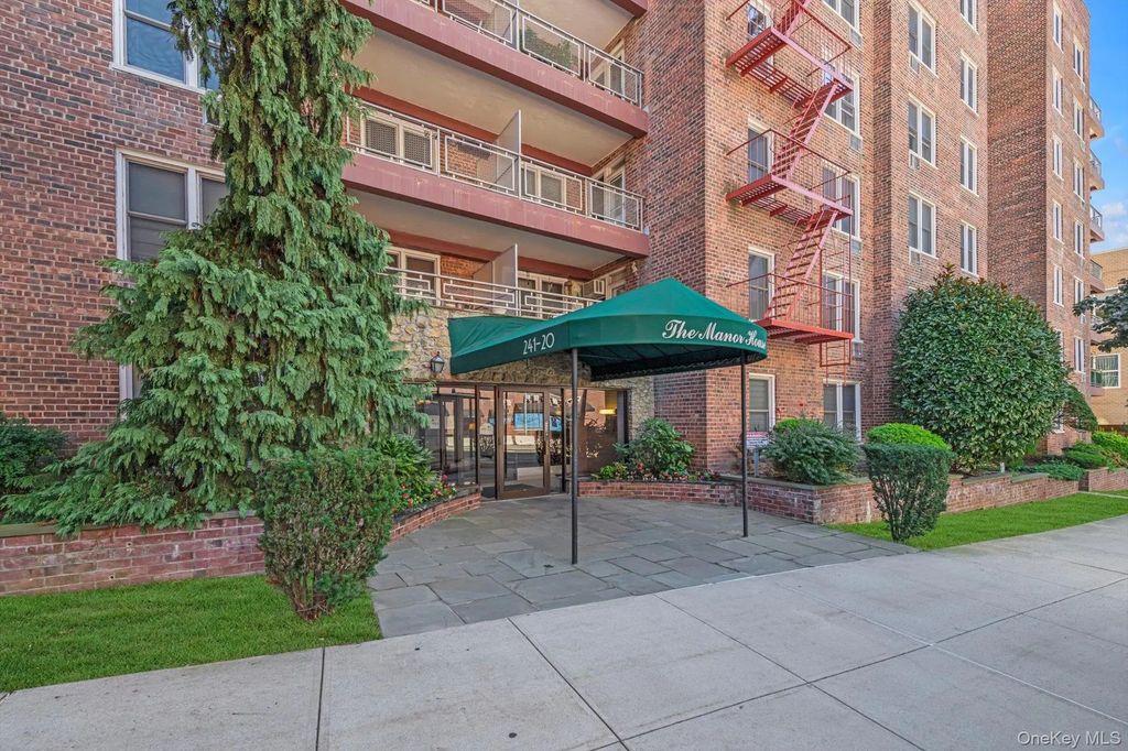 241-20 Northern Blvd # 6k, Douglaston