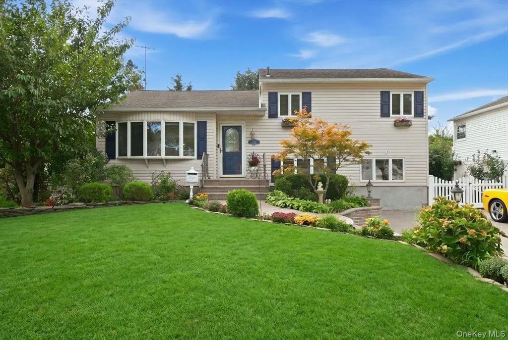 3988 Demont Road, Seaford