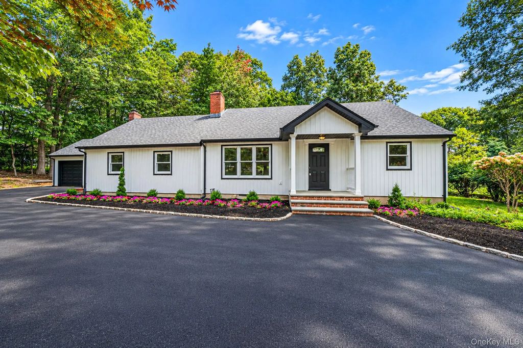15 Sands Lane, Port Jefferson Village