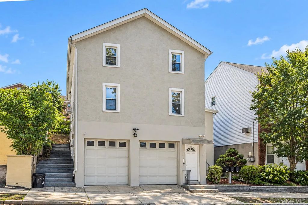 529 Locust Street, Fleetwood