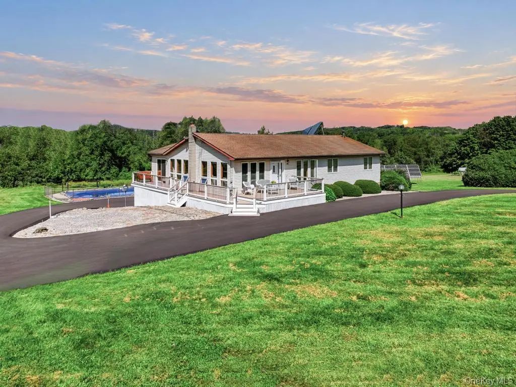 122 Dekay Road, Warwick