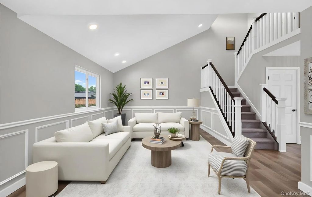176 Melanie Way, Commack