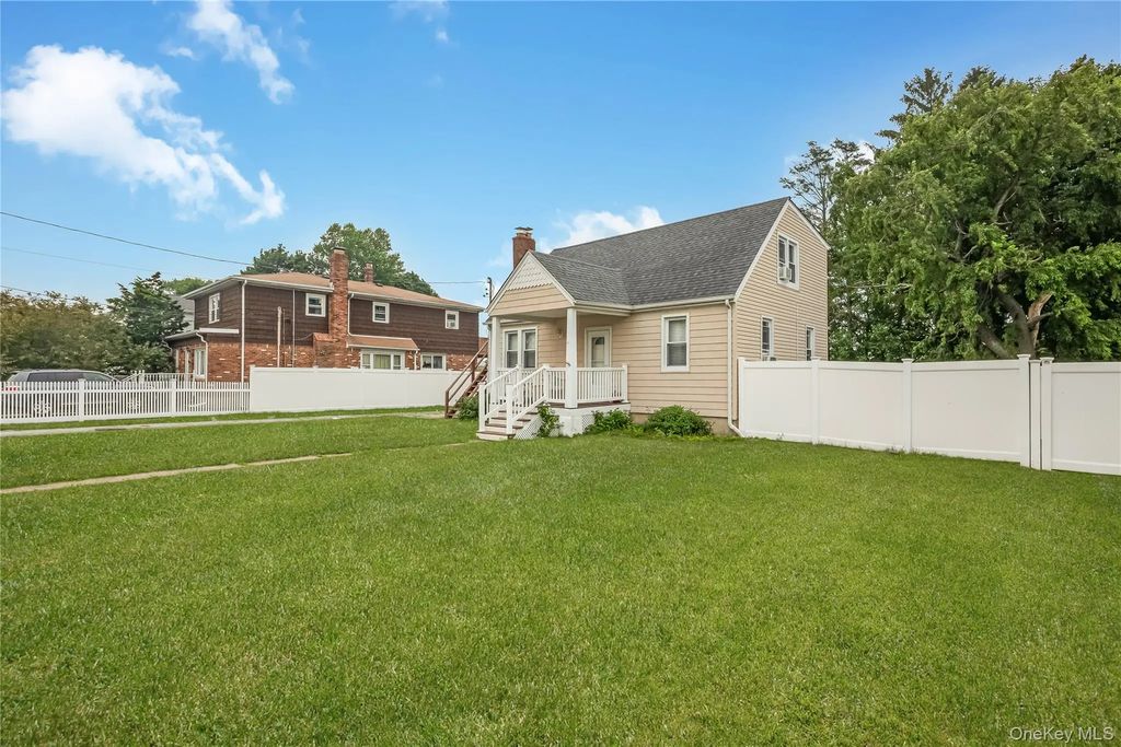 57 Cedar Avenue, Farmingdale