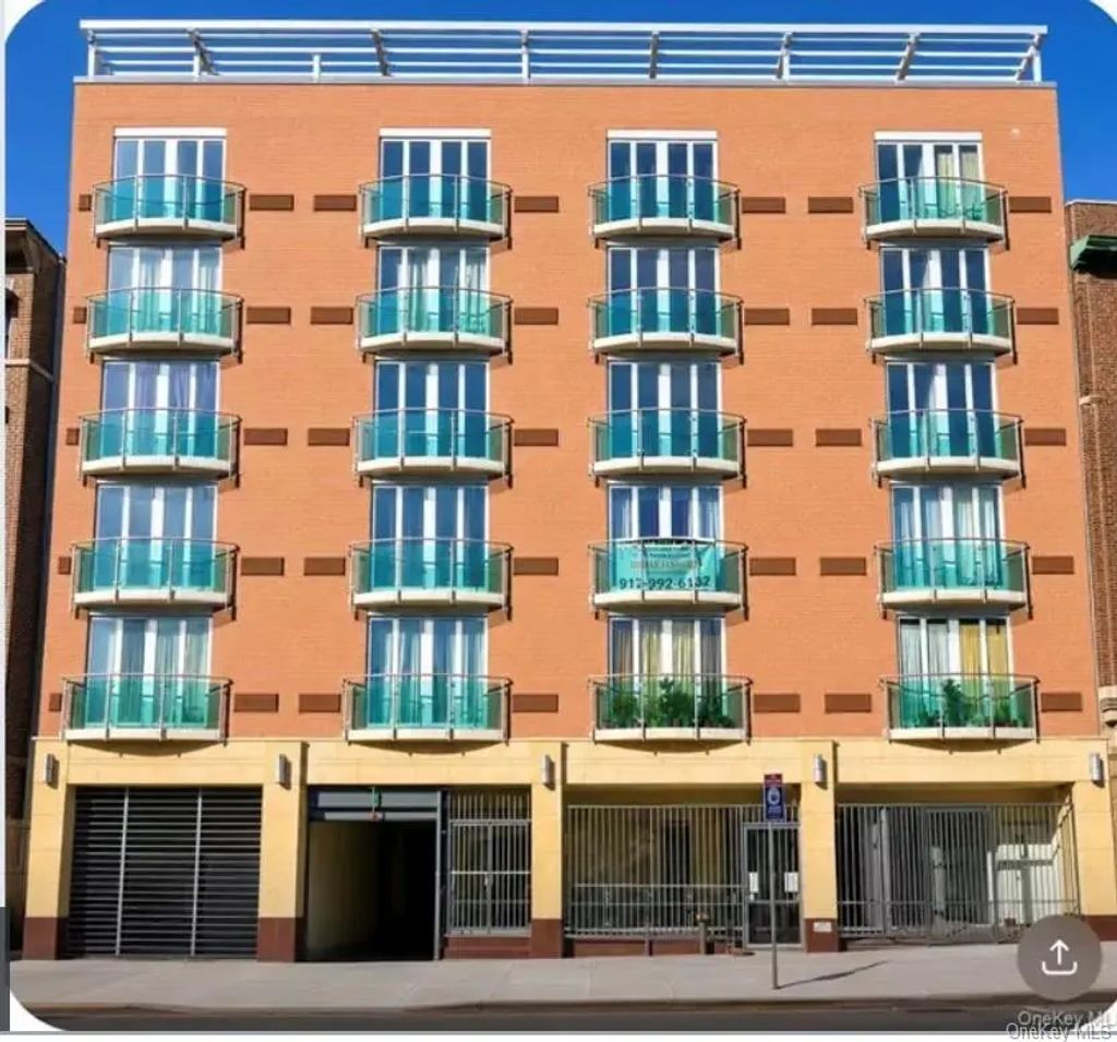 88-20 Parsons Boulevard # 3d, Jamaica