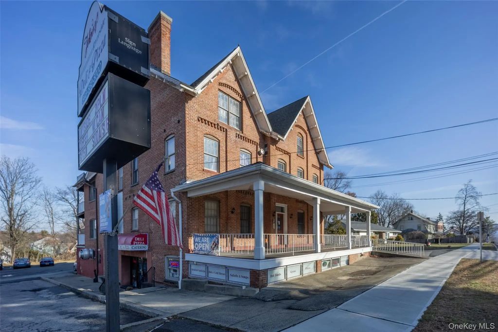 74 North Street # 7, Newburgh