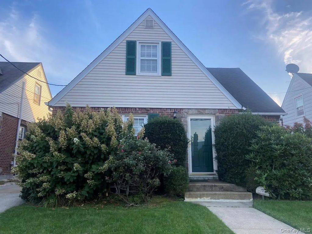 10 Purdy, Rockville Centre