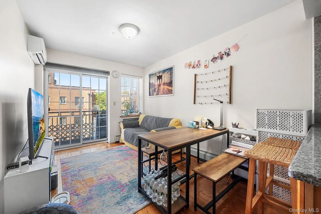 139-39 35th Avenue # 3e, Flushing