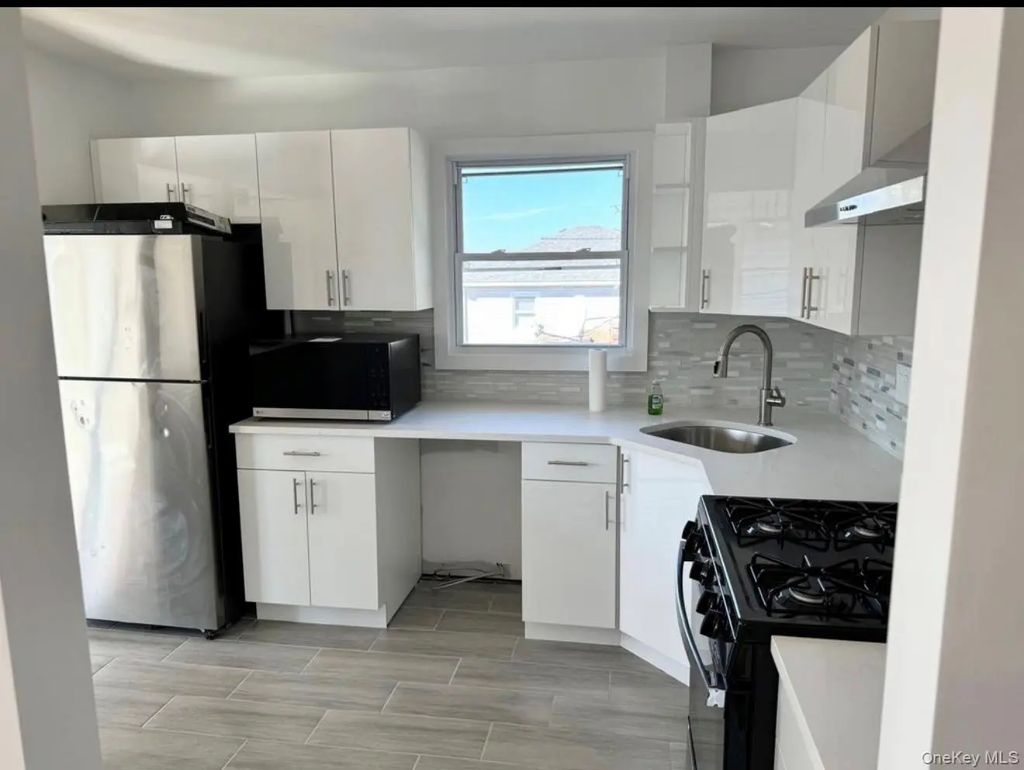1515 209th Street # 3, Bayside