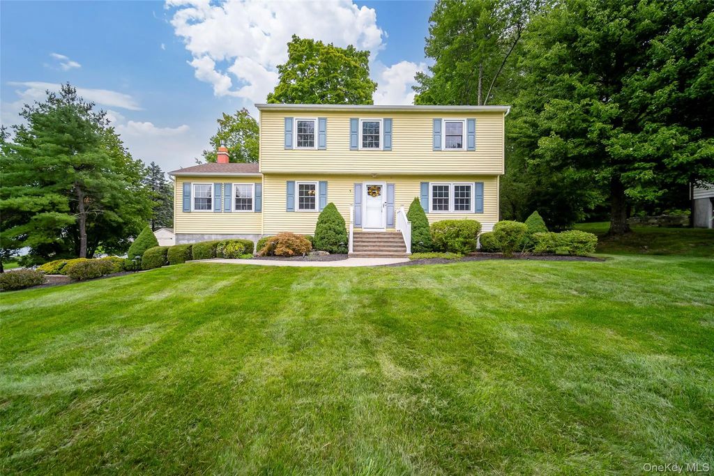 1 Tanglewood Lane, Poughkeepsie