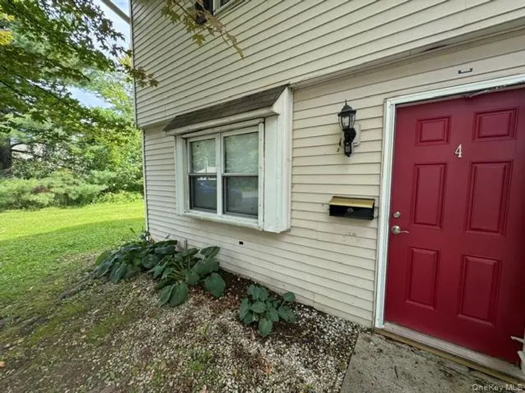 4 Sylcox Road, Cornwall