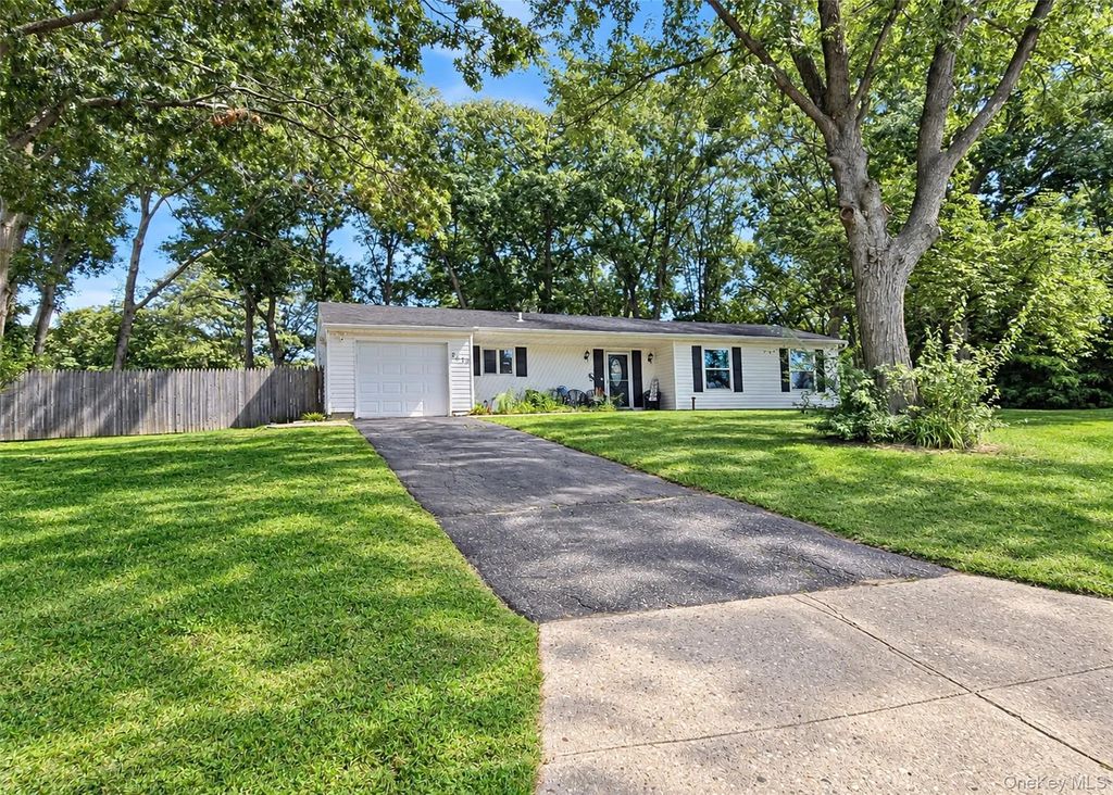 2679 Heather Avenue, Medford