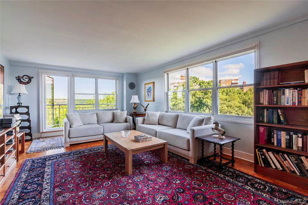 3935 Blackstone Avenue # 8b, Bronx