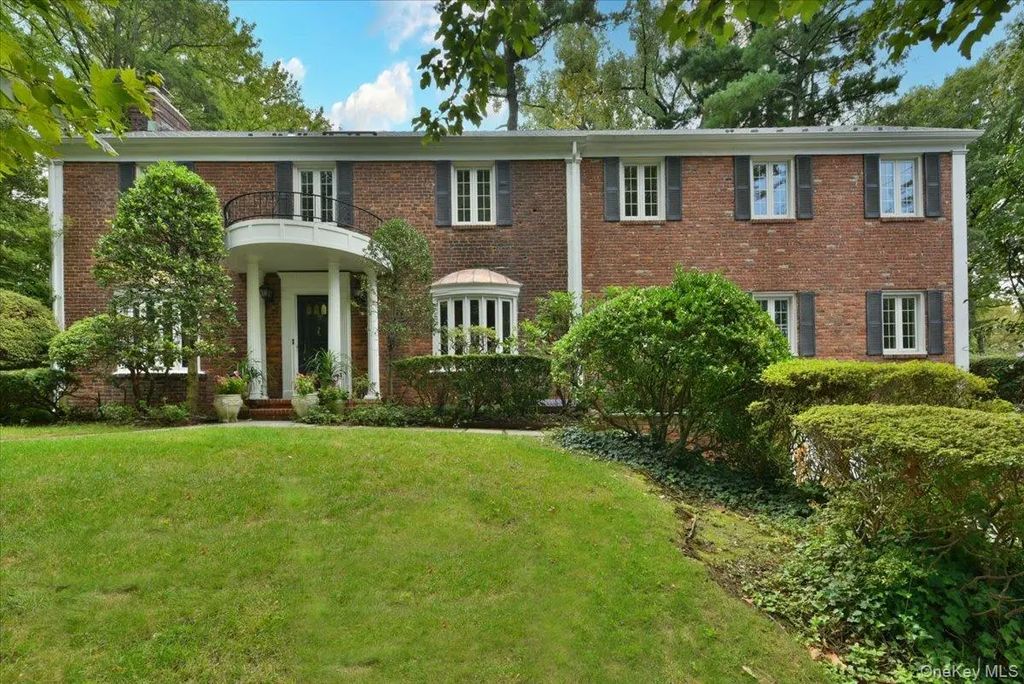 9 Dorset Road, Great Neck