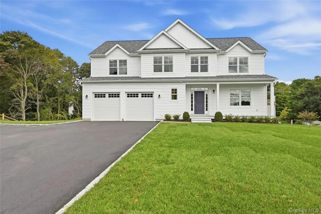 469 Clay Pitts Road, East Northport