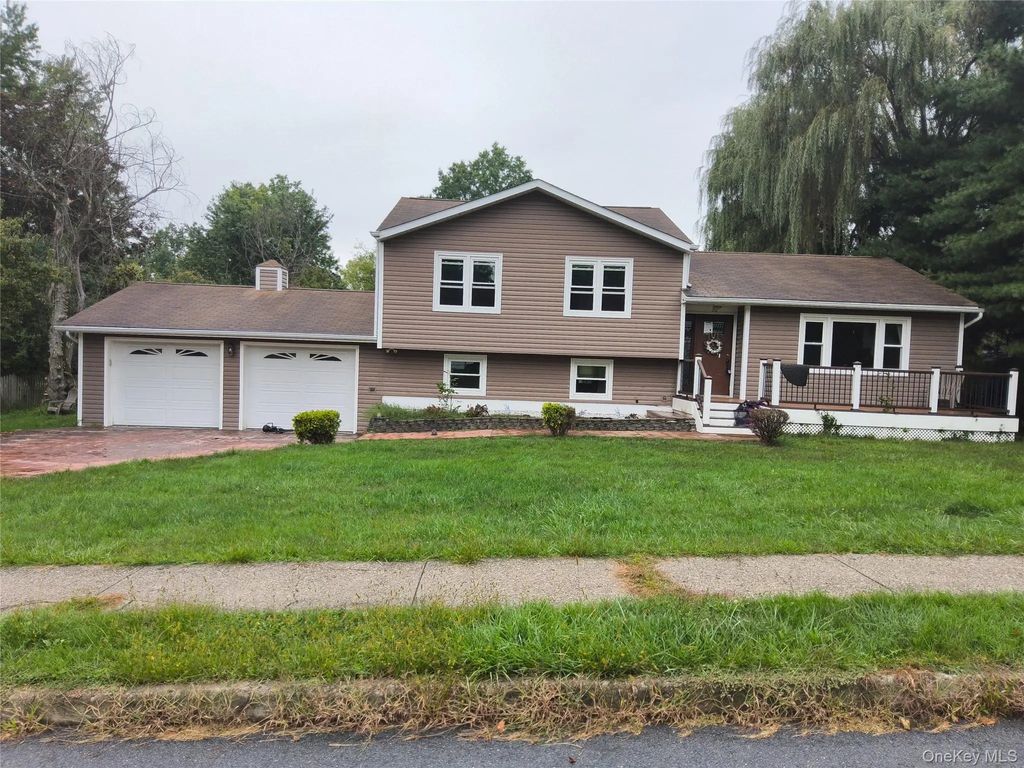70 Barnes Road, Washingtonville