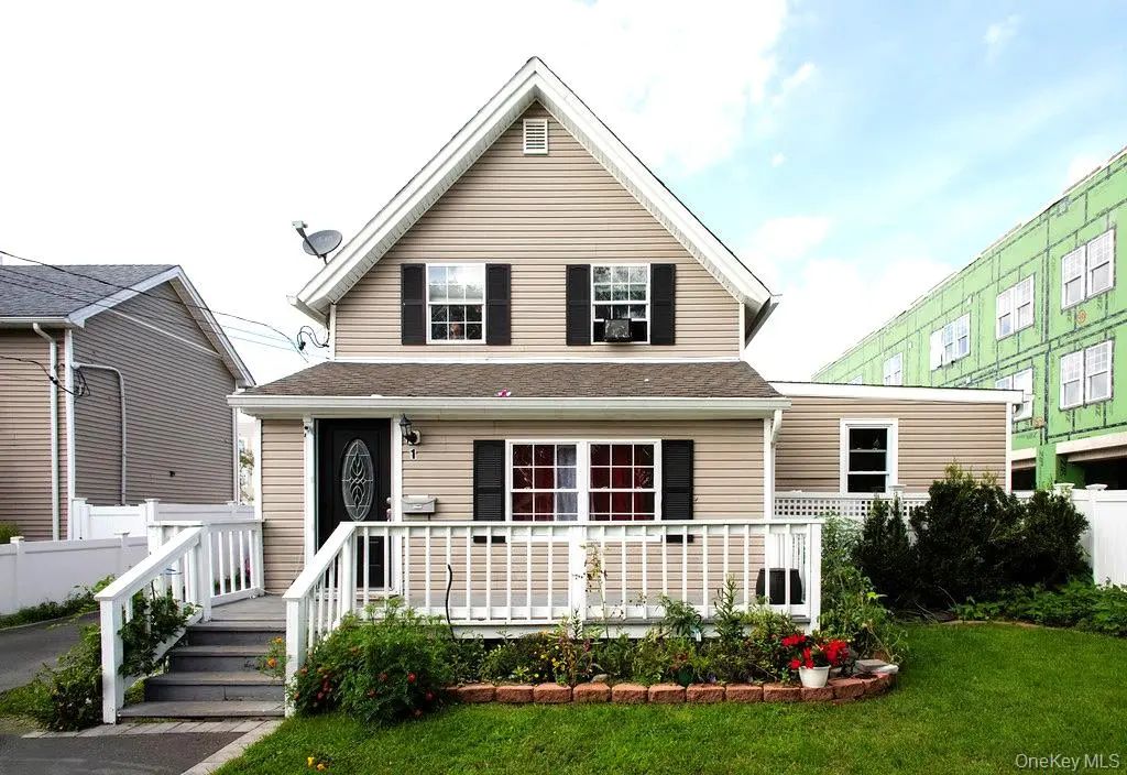 1 Brightside Avenue, Central Islip