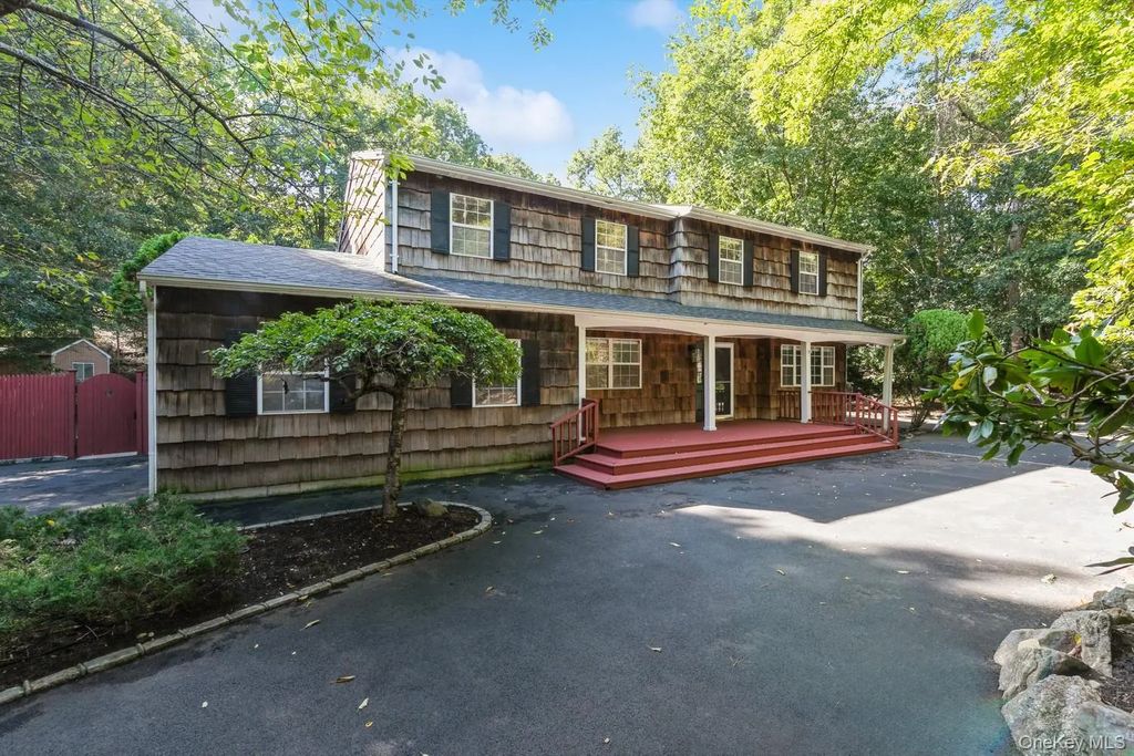 24 Kastal Drive, Ridge