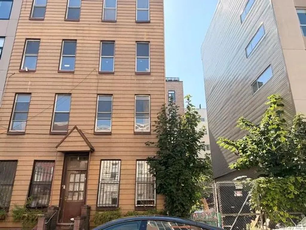 142 N 11th Street, Brooklyn