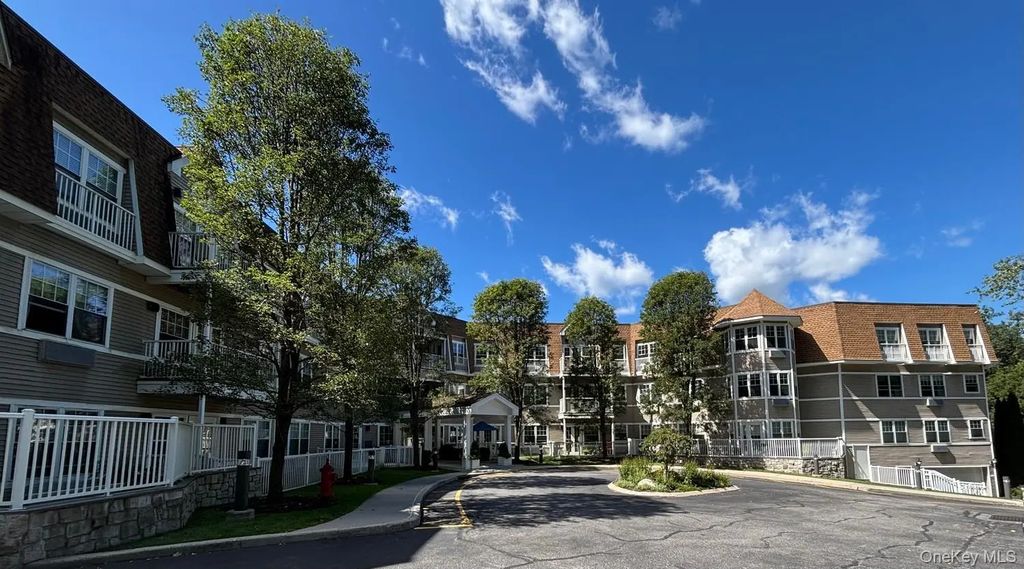 311 Sutton Drive # 311, Mount Kisco
