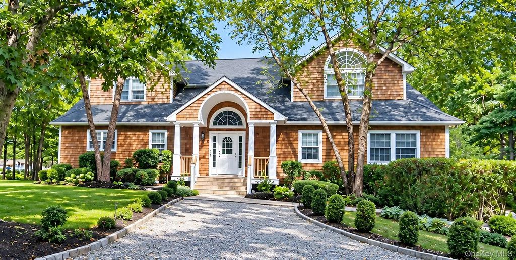 5 Emily Court, Hampton Bays