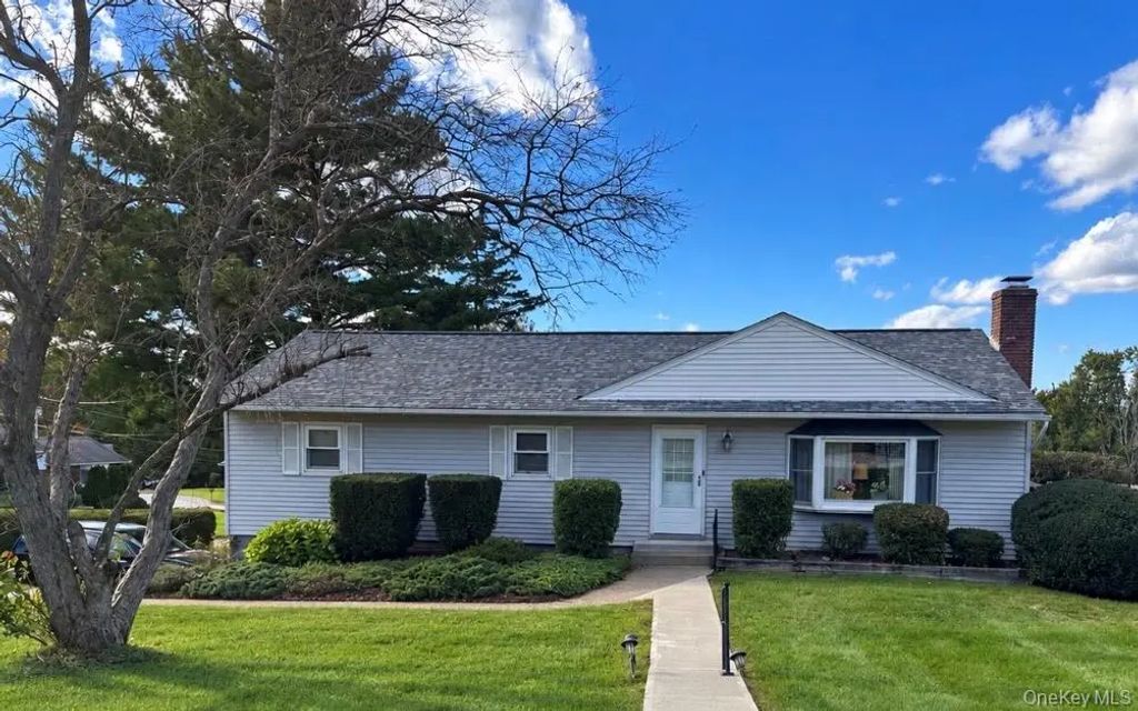 66 Patton Road, Newburgh