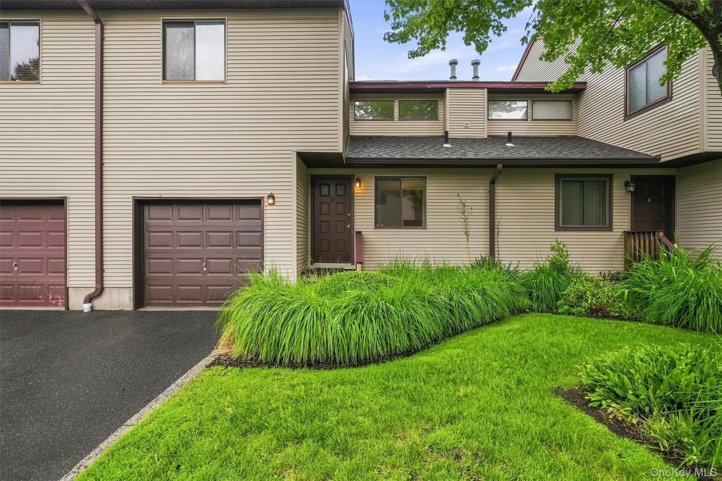 6 Ryan Court, Nanuet
