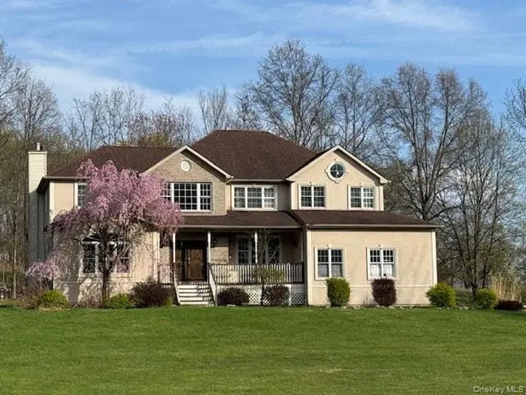 48 High Meadow Road, Campbell Hall