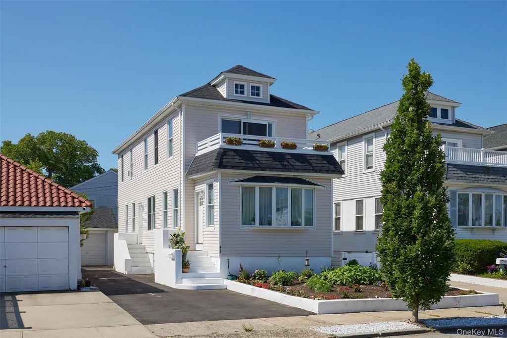 412 W Hudson Street, Long Beach