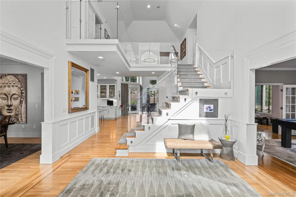 32 Buckout Road, West Harrison
